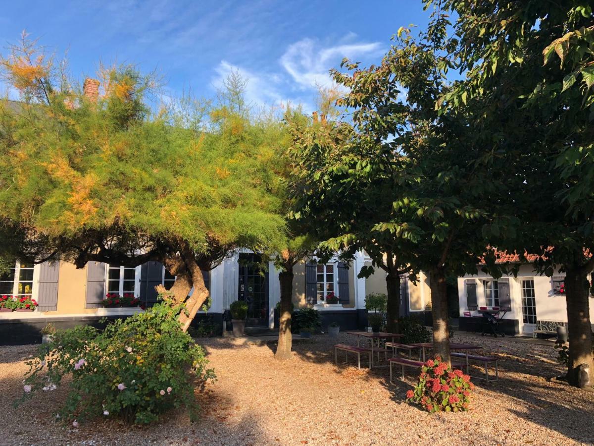 Au Presbytere De Saigneville Bagian luar foto